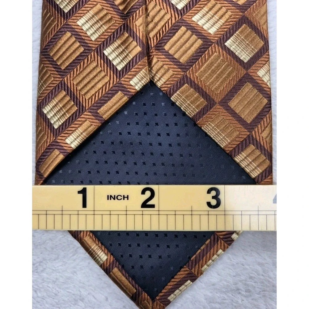 Benedetto Men's 100% Silk Tie Brown Gold Geometric Cube Classic 3.75